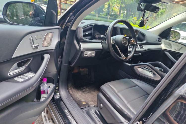 Used Mercedes-Benz GLE 2024 GLE 350 4MATIC Dynamic Edition Driver Seat