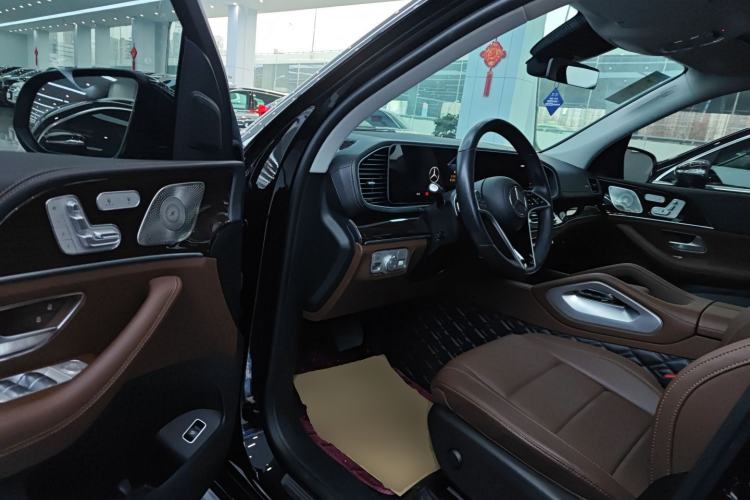 Used Mercedes-Benz GLE 2024 GLE 350 4MATIC Stylish Model Driver Seat