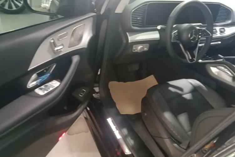 Used Mercedes-Benz GLE 2024 GLE 350 4MATIC Dynamic Edition Driver Seat