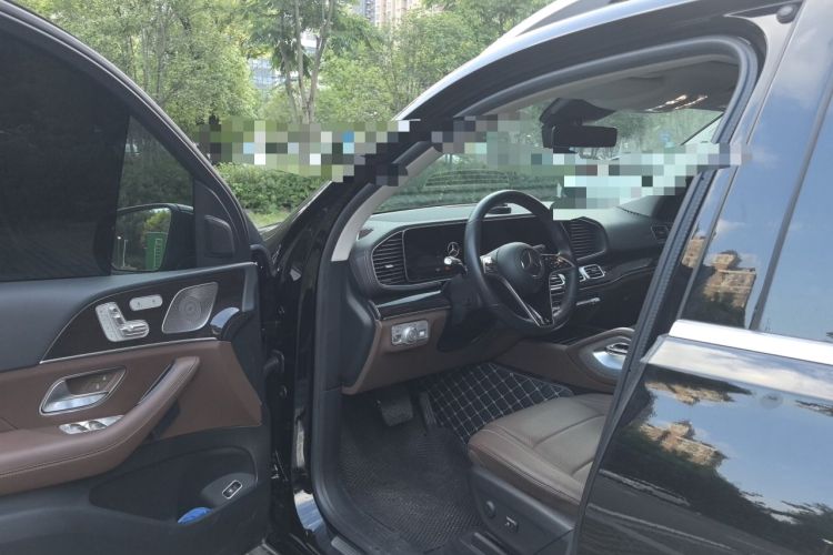 Used Mercedes-Benz GLE 2024 Refreshed GLE 350 4MATIC Stylish Edition Driver Seat