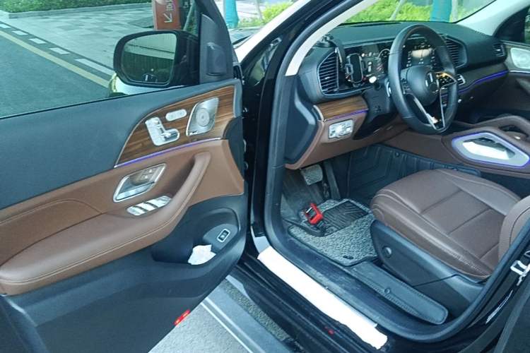 Used Mercedes-Benz GLE 2024 GLE 450 4MATIC Stylish Model Driver Seat