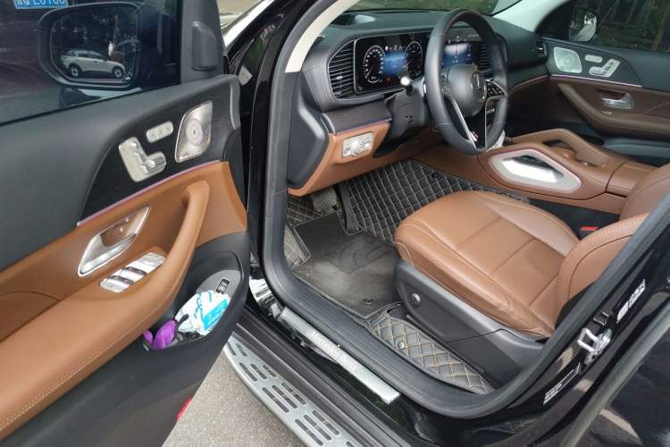 Used Mercedes-Benz GLE 2024 GLE 450 4MATIC Luxury Model Driver Seat