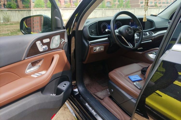 Used Mercedes-Benz GLE 2024 GLE 350 4MATIC Stylish Model Driver Seat