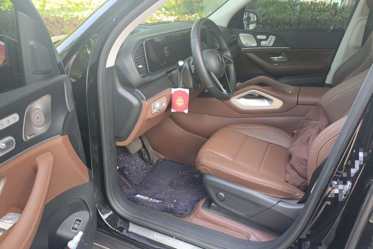 Used Mercedes-Benz GLE 2024 GLE 450 4MATIC Luxury Model Driver Seat