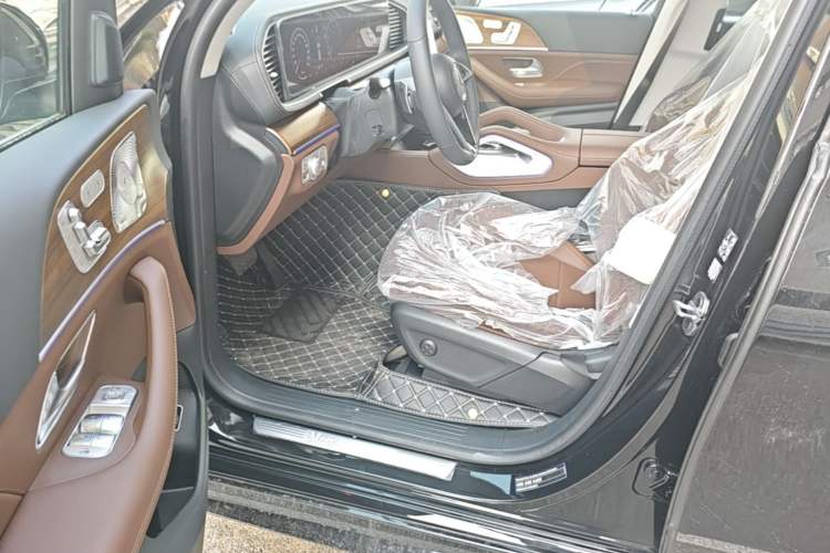 Used Mercedes-Benz GLE 2024 GLE 450 4MATIC Stylish Model Driver Seat