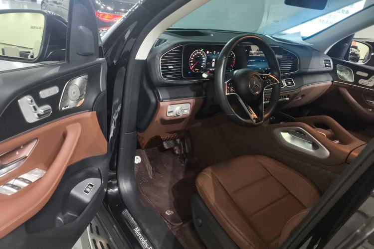 Used Mercedes-Benz GLE 2024 GLE 450 4MATIC Luxury Model Driver Seat