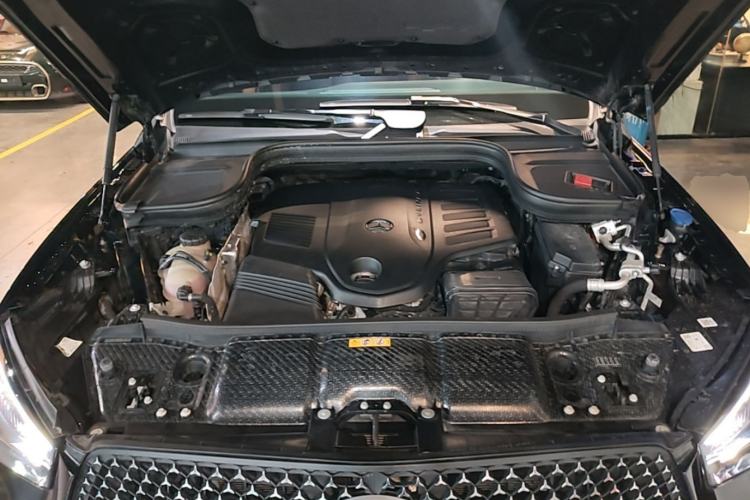 Used Mercedes-Benz GLE 2024 GLE 450 4MATIC Stylish Model Engine Bay