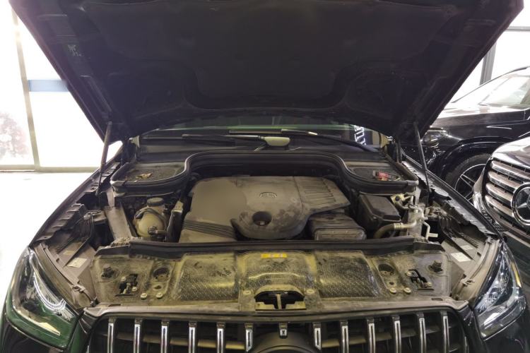 Used Mercedes-Benz GLE 2024 GLE 450 4MATIC Stylish Model Engine Bay