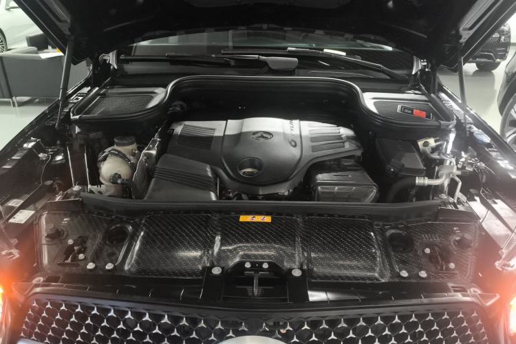 Used Mercedes-Benz GLE 2024 GLE 450 4MATIC Luxury Model Engine Bay