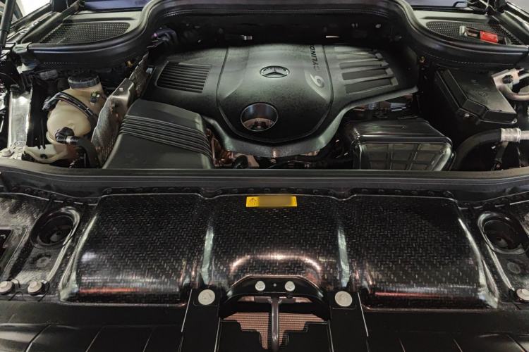 Used Mercedes-Benz GLE 2024 GLE 450 4MATIC Stylish Model Engine Bay