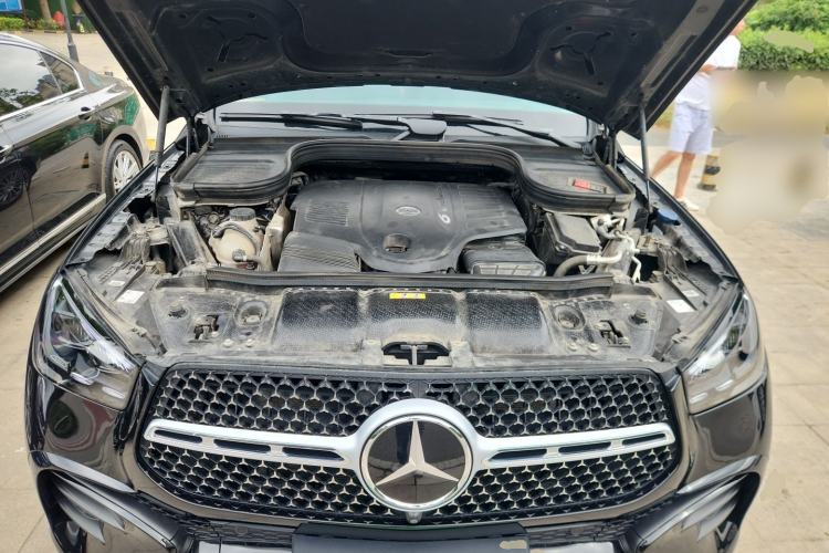 Used Mercedes-Benz GLE 2024 GLE 450 4MATIC Luxury Model Engine Bay