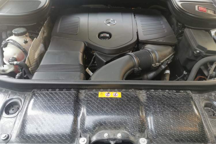 Used Mercedes-Benz GLE 2024 GLE 350 4MATIC Dynamic Edition Engine Bay