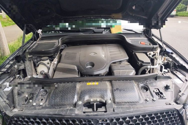 Used Mercedes-Benz GLE 2024 GLE 450 4MATIC Luxury Model Engine Bay
