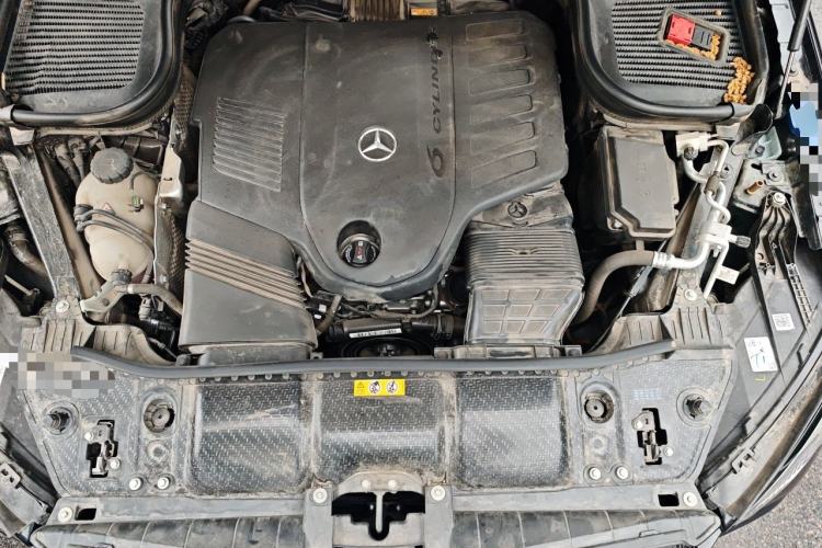 Used Mercedes-Benz GLE 2024 GLE 450 4MATIC Stylish Model Engine Bay