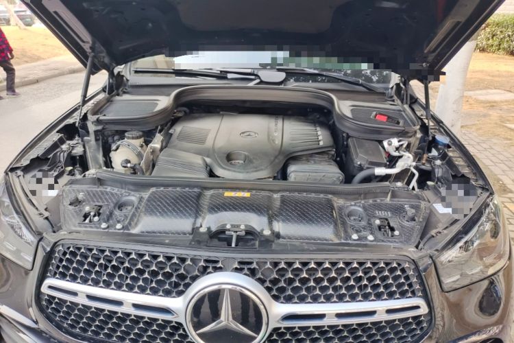 Used Mercedes-Benz GLE 2024 GLE 450 4MATIC Luxury Model Engine Bay