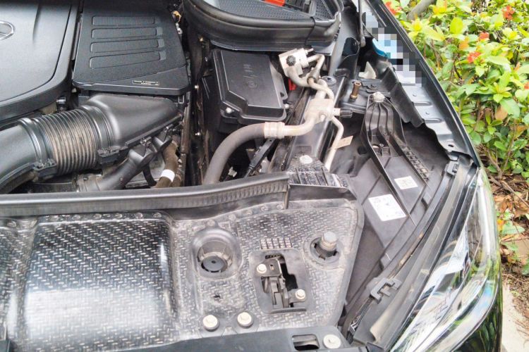 Used Mercedes-Benz GLE 2024 Refreshed GLE 350 4MATIC Stylish Edition Engine Bay Left