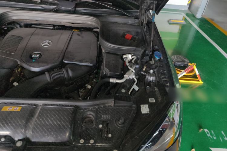 Used Mercedes-Benz GLE 2024 GLE 350 4MATIC Stylish Model Engine Bay Left