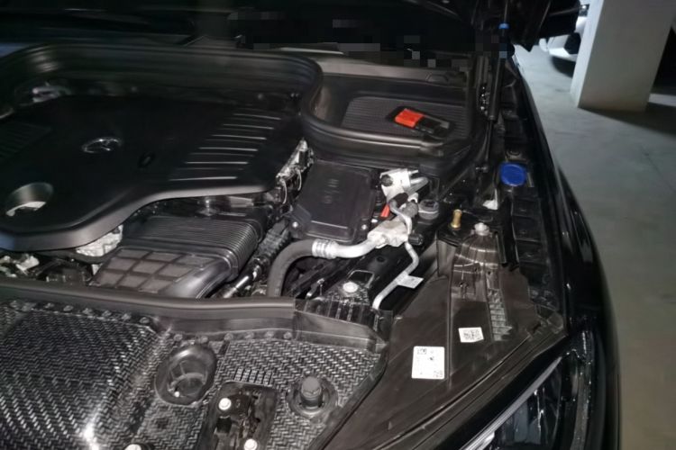 Used Mercedes-Benz GLE 2024 GLE 450 4MATIC Stylish Model Engine Bay Left