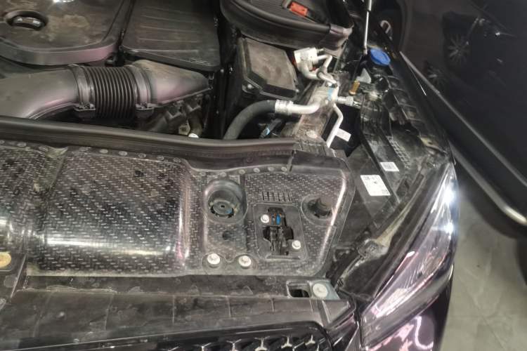 Used Mercedes-Benz GLE 2024 Refreshed GLE 350 4MATIC Stylish Edition Engine Bay Left
