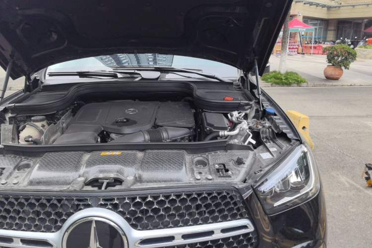 Used Mercedes-Benz GLE 2024 Refreshed GLE 350 4MATIC Stylish Edition Engine Bay Left