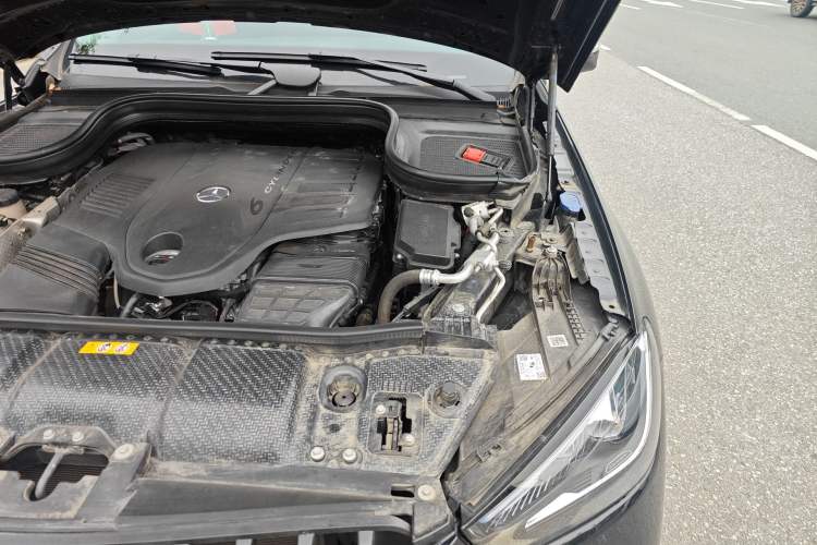 Used Mercedes-Benz GLE 2024 GLE 450 4MATIC AMG Line Engine Bay Left