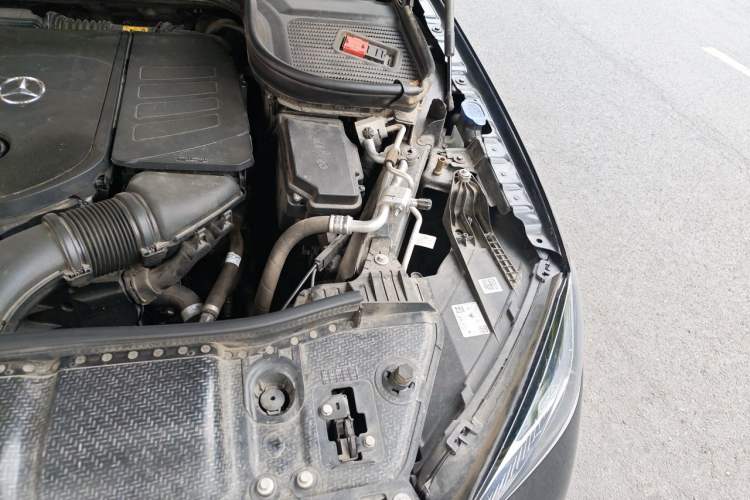 Used Mercedes-Benz GLE 2024 Refreshed GLE 350 4MATIC Stylish Edition Engine Bay Left