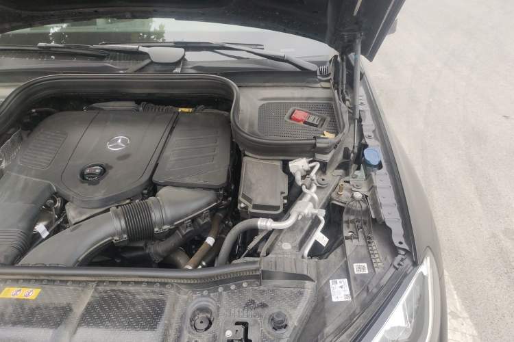 Used Mercedes-Benz GLE 2024 GLE 350 4MATIC Stylish Model Engine Bay Left