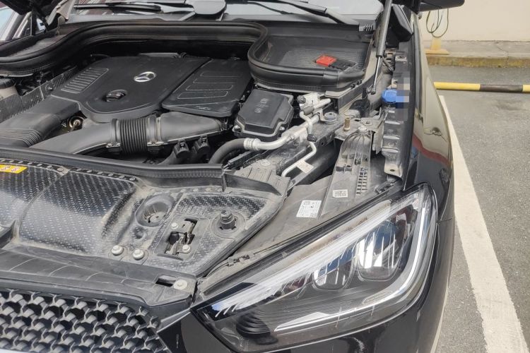 Used Mercedes-Benz GLE 2024 GLE 350 4MATIC Stylish Model Engine Bay Left