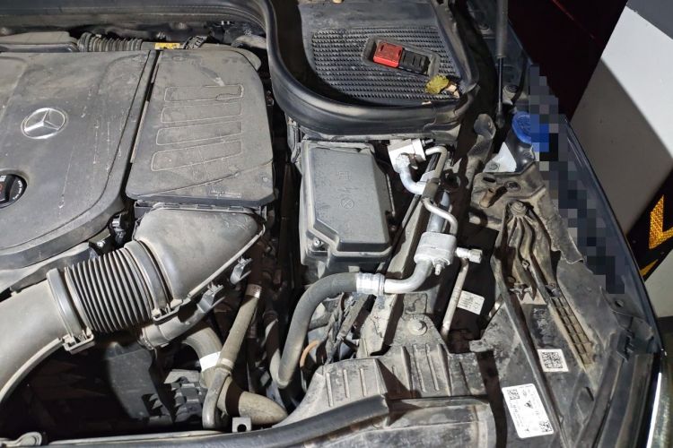 Used Mercedes-Benz GLE 2024 GLE 350 4MATIC Stylish Model Engine Bay Left