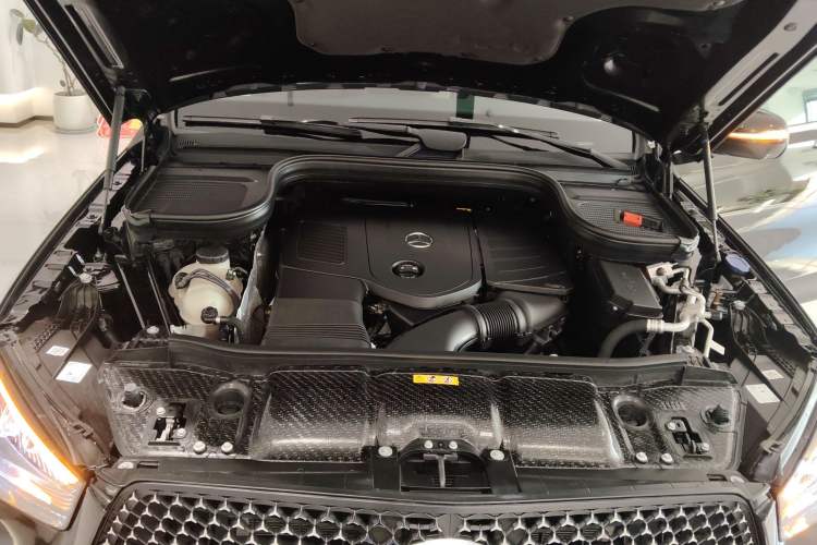 Used Mercedes-Benz GLE 2024 Refreshed GLE 350 4MATIC Stylish Edition Engine Bay