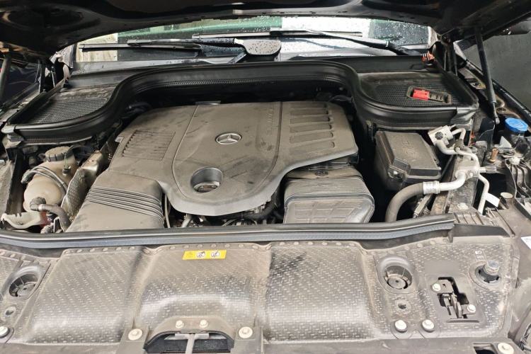 Used Mercedes-Benz GLE 2024 GLE 450 4MATIC Luxury Model Engine Bay