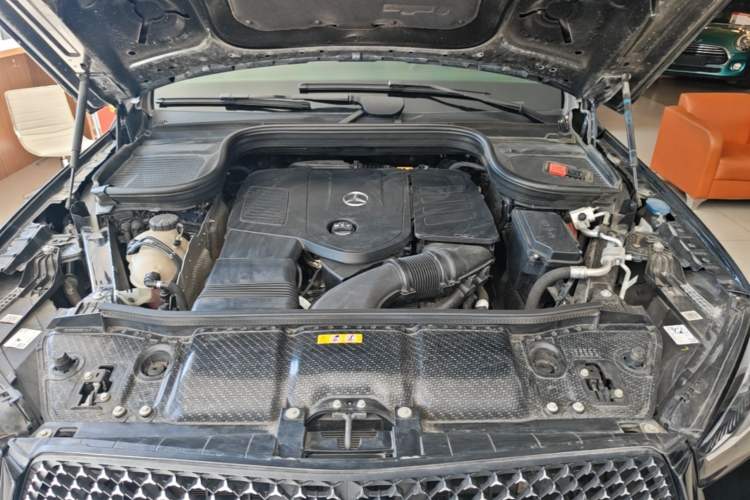 Used Mercedes-Benz GLE 2024 Refreshed GLE 350 4MATIC Stylish Edition Engine Bay
