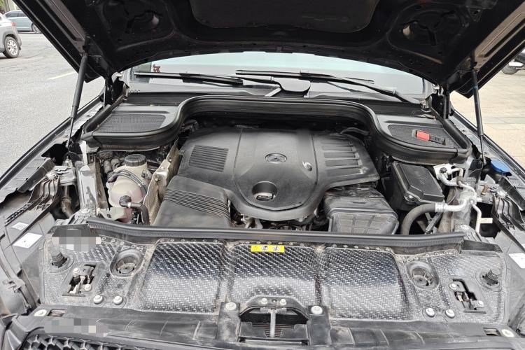 Used Mercedes-Benz GLE 2024 GLE 450 4MATIC Stylish Model Engine Bay