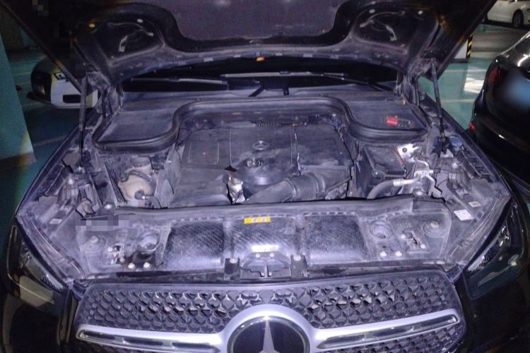 Used Mercedes-Benz GLE 2024 GLE 350 4MATIC Dynamic Edition Engine Bay