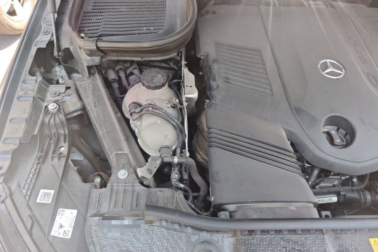 Used Mercedes-Benz GLE 2024 GLE 450 4MATIC Stylish Model Engine Bay Right