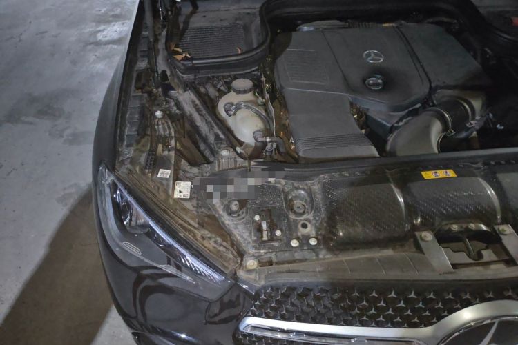 Used Mercedes-Benz GLE 2024 GLE 350 4MATIC Dynamic Edition Engine Bay Right