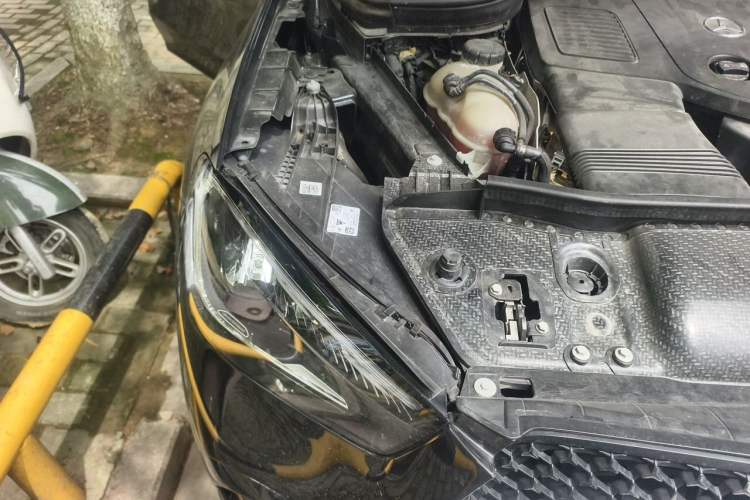 Used Mercedes-Benz GLE 2024 Refreshed GLE 350 4MATIC Stylish Edition Engine Bay Right