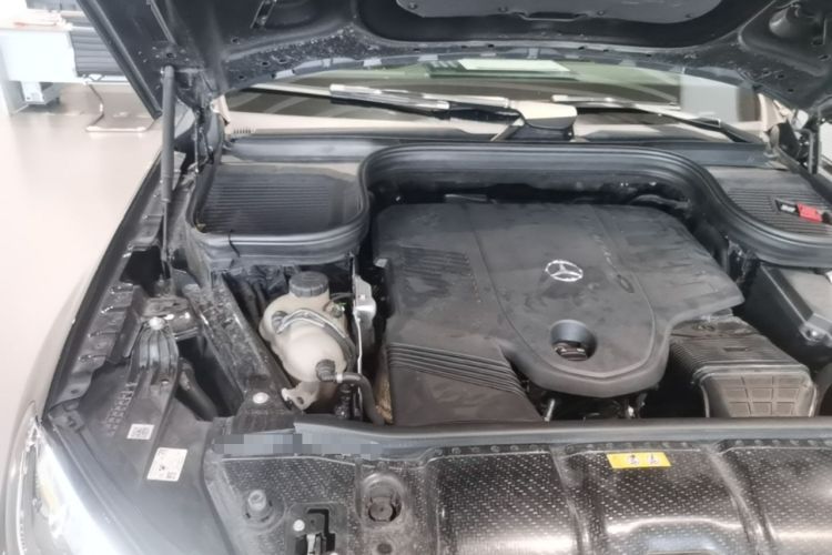 Used Mercedes-Benz GLE 2024 GLE 450 4MATIC Stylish Model Engine Bay Right