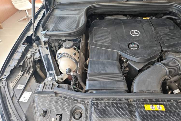 Used Mercedes-Benz GLE 2024 Refreshed GLE 350 4MATIC Stylish Edition Engine Bay Right