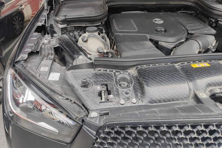 Used Mercedes-Benz GLE 2024 GLE 350 4MATIC Stylish Model Engine Bay Right