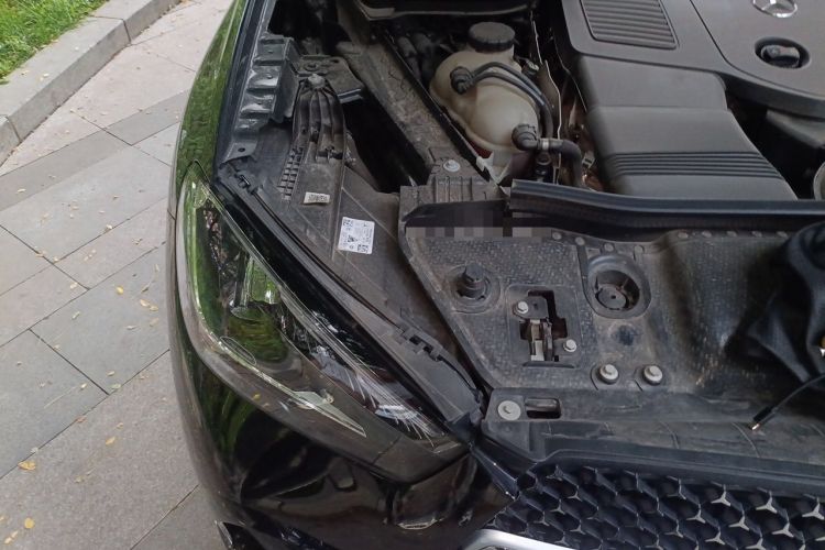 Used Mercedes-Benz GLE 2024 Refreshed GLE 350 4MATIC Stylish Edition Engine Bay Right