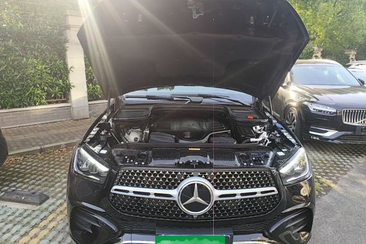 Used Mercedes-Benz GLE 2024 GLE 450 4MATIC Stylish Model Engine Bay