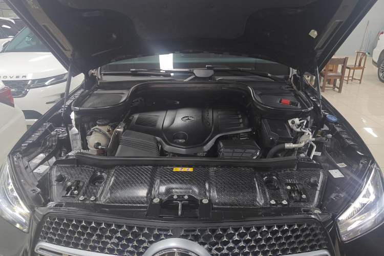 Used Mercedes-Benz GLE 2024 GLE 450 4MATIC AMG Line Engine Bay