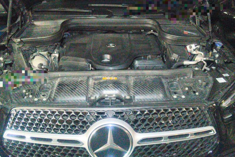 Used Mercedes-Benz GLE 2024 GLE 450 4MATIC Luxury Model Engine Bay