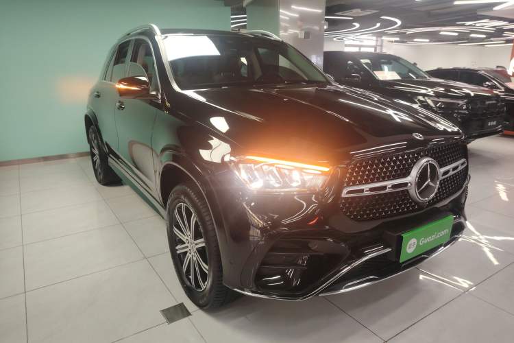 Used Mercedes-Benz GLE 2024 Refreshed GLE 350 4MATIC Stylish Edition Exterior 1