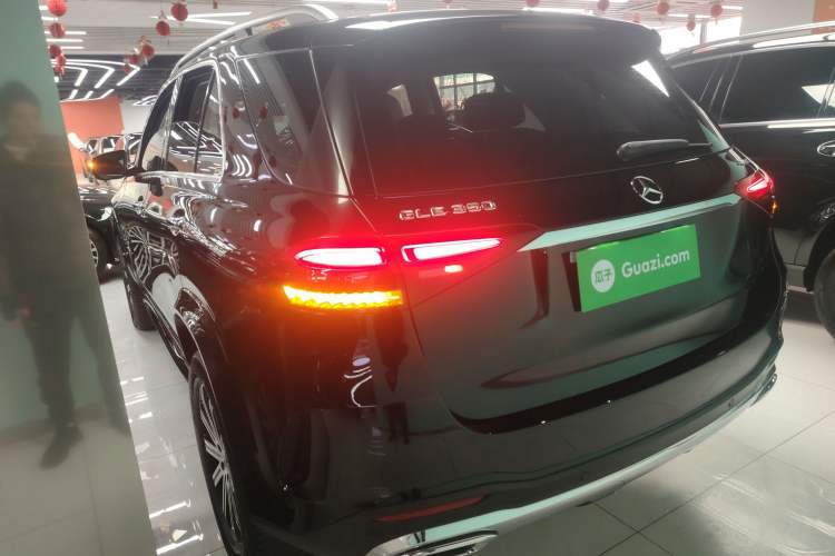 Used Mercedes-Benz GLE 2024 Refreshed GLE 350 4MATIC Stylish Edition Exterior 2