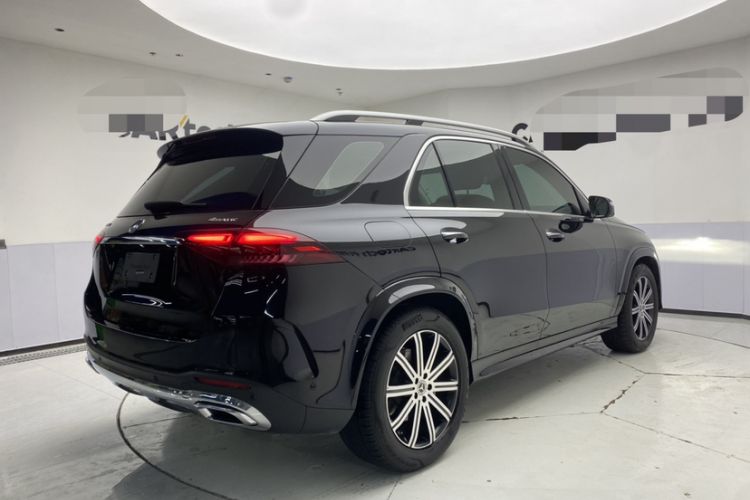 Used Mercedes-Benz GLE 2024 Refreshed GLE 350 4MATIC Stylish Edition Exterior 3
