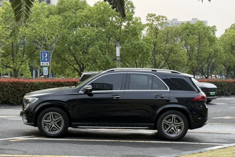 Used Mercedes-Benz GLE 2024 GLE 450 4MATIC Stylish Model Exterior 3