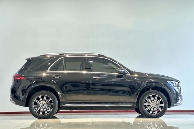 Used Mercedes-Benz GLE 2024 Refreshed GLE 350 4MATIC Stylish Edition Exterior 3