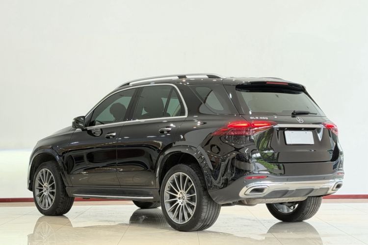 Used Mercedes-Benz GLE 2024 GLE 450 4MATIC Luxury Model Exterior 4